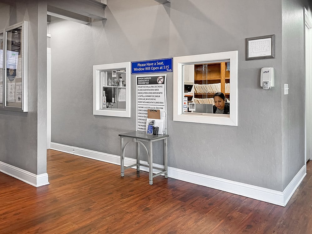 reception desk at methadone clinic in Tyler TX for drug addiction treatment